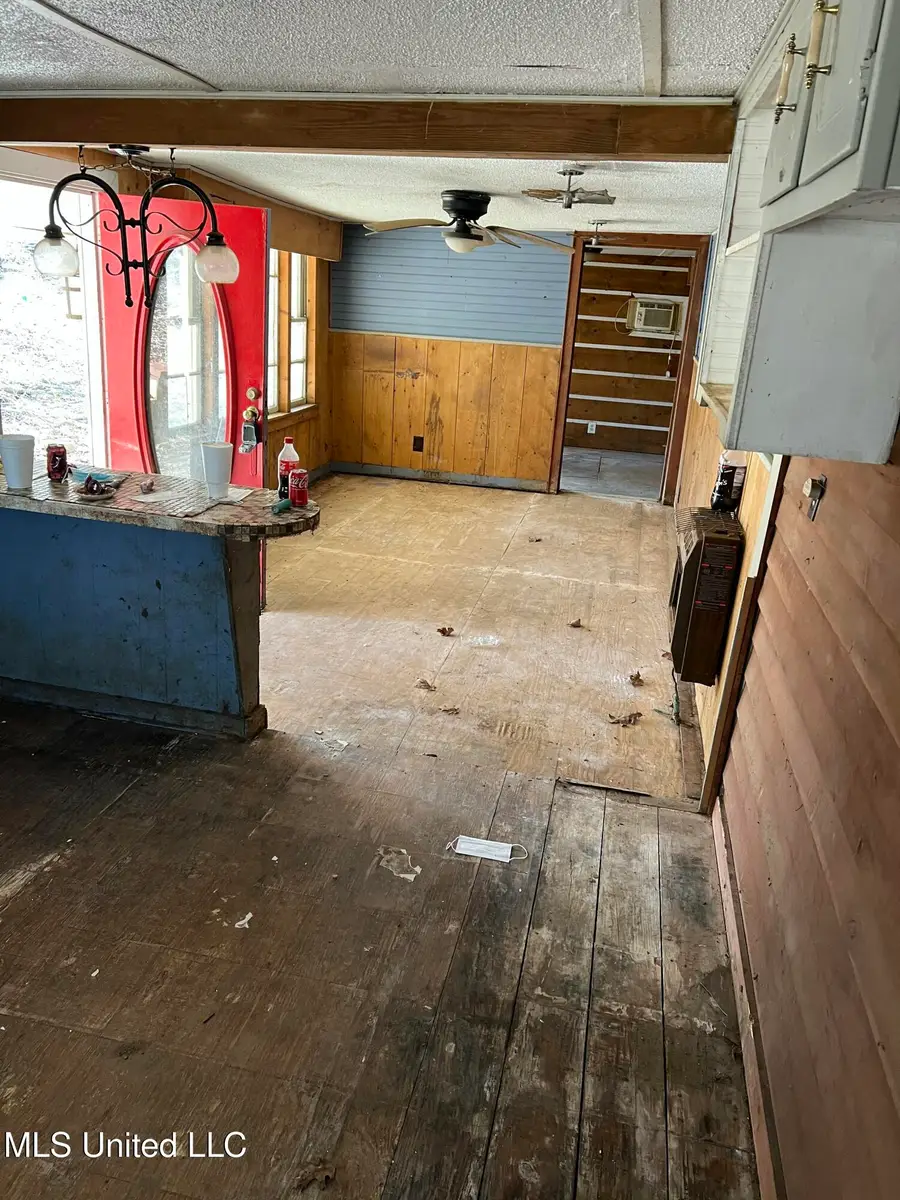 1025 Lake Arrowhead Drive, Hickory Flat, MS 38633 - #2