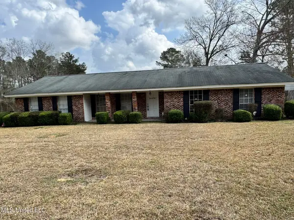 1209 N 32nd Avenue, Hattiesburg, MS 39401