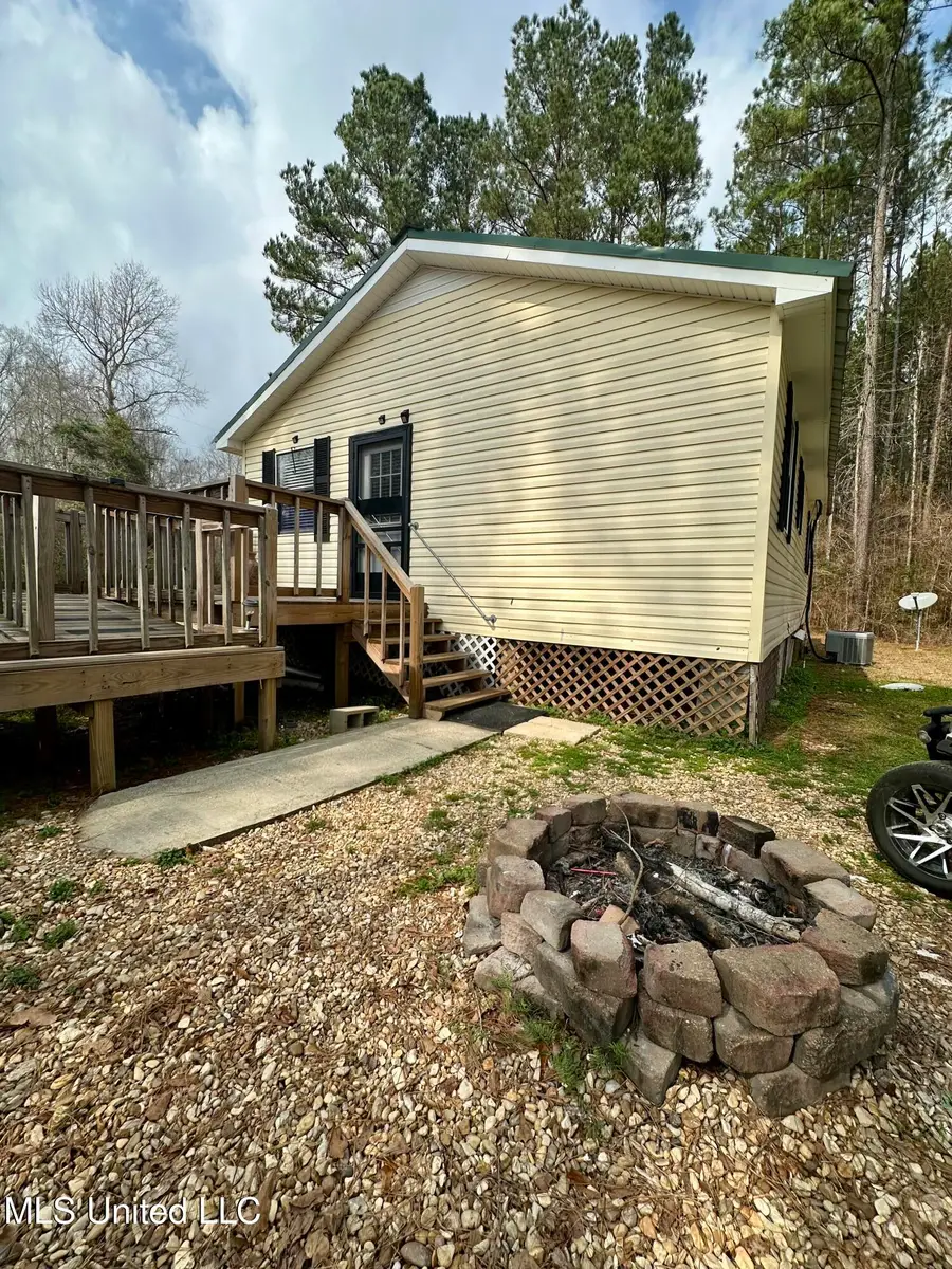 2062 &2063 Lazy Creek Road, Summit, MS 39666 - #3