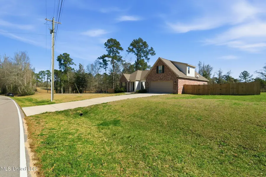 210 W Black Creek Road, Sumrall, MS 39482 - #2