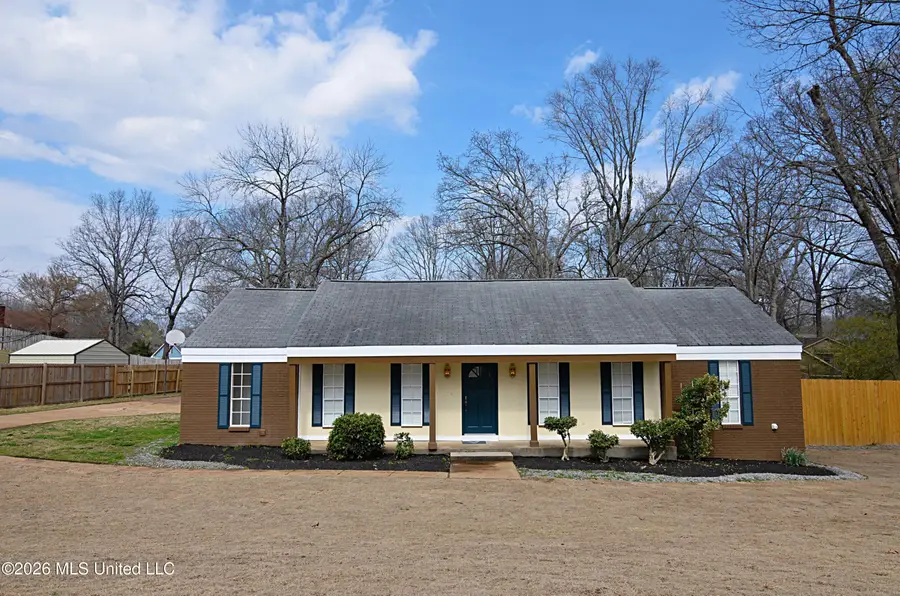 4490 S Big Horn Drive, Nesbit, MS 38651 - #2