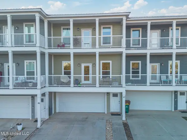 47 Oak Alley Lane, Long Beach, MS 39560