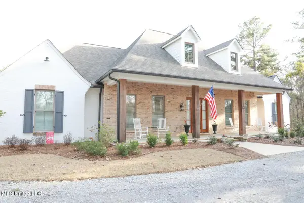 545 12 Oaks Trace, Canton, MS 39046