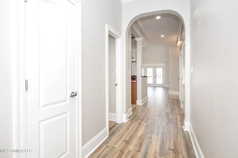 212 Capri Place, Ocean Springs, MS 39564 - #3