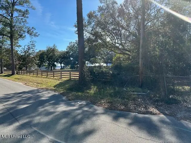 735 Highland Drive, Biloxi, MS 39532 - #3