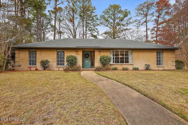 5212 Hialeah Drive, Jackson, MS 39211