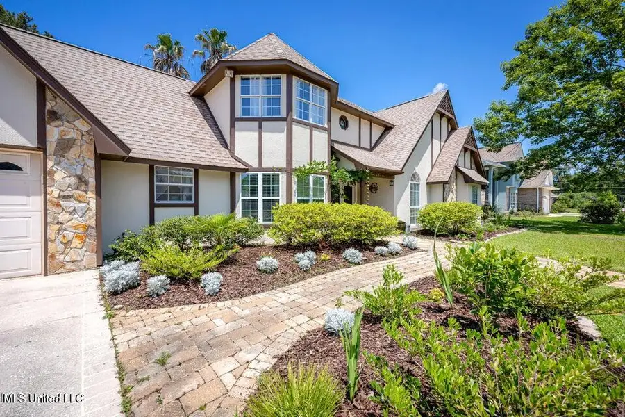 3909 Cabildo Place, Ocean Springs, MS 39564 - #2