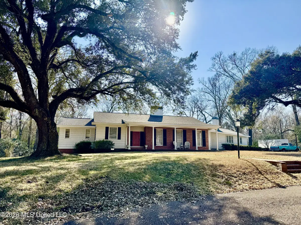 116 Gloucester Road, Natchez, MS 39120 - #1