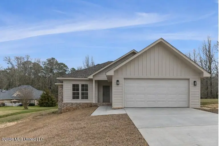 15 Briar Creek Circle, Laurel, MS 39440 - #1