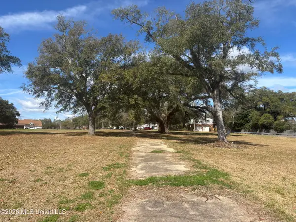 535 Kahler Street, Gulfport, MS 39507