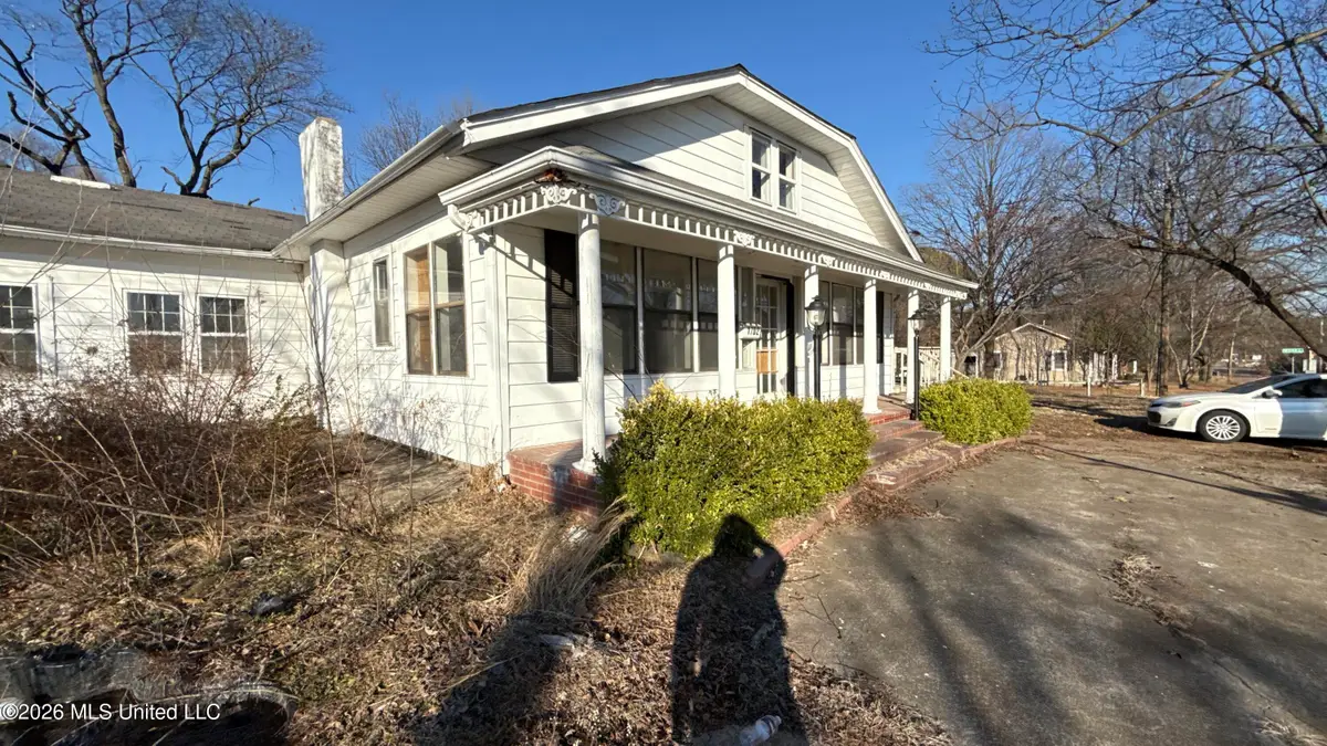 1702 W Nettleton Avenue, Jonesboro, AR 72401 - #1