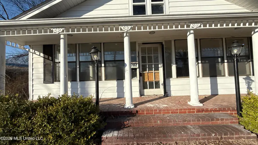 1702 W Nettleton Avenue, Jonesboro, AR 72401 - #2