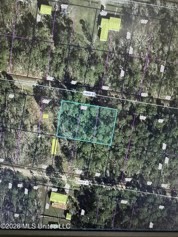 Nhn Lake St Street, Bay Saint Louis, MS 39520