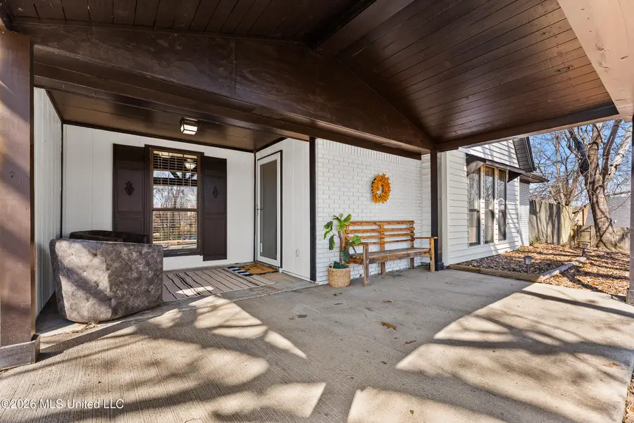 231 Hickory Lane, Batesville, MS 38606 - #3