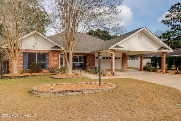 6423 Iona Street, Diamondhead, MS 39525