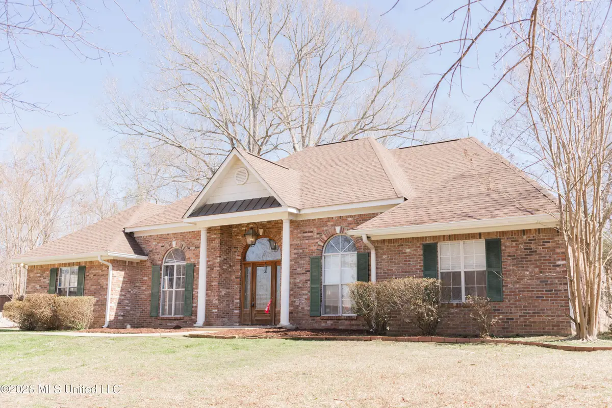 204 Pebble Beach Drive, Vicksburg, MS 39183 - #1