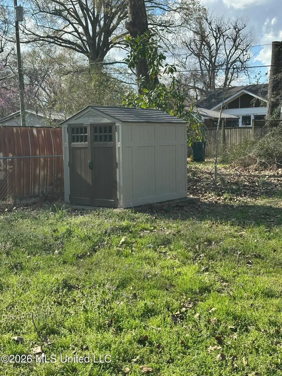 507 Bell Avenue, Greenwood, MS 38930 - #3