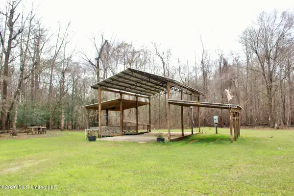 196 Cedar Creek Road, Lucedale, MS 39452
