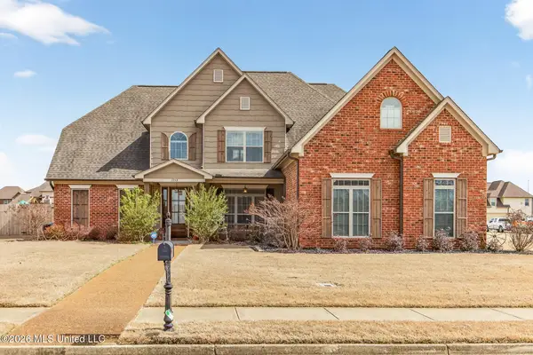 1052 N Aquila Circle, Olive Branch, MS 38654