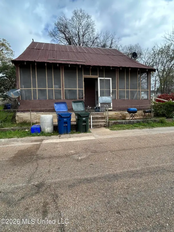 739 Smith Street, Natchez, MS 39120