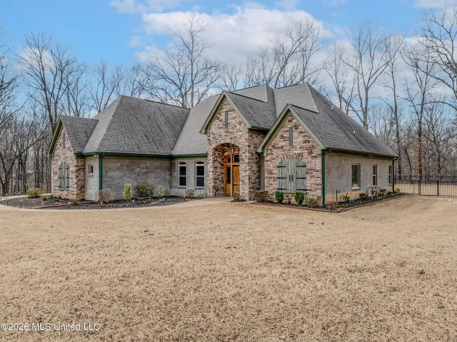 568 Woodford Cove, Hernando, MS 38632 - #2