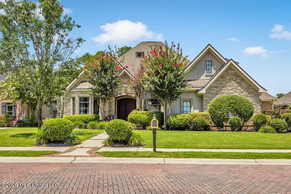 315 Goose Pointe Boulevard, Biloxi, MS 39531