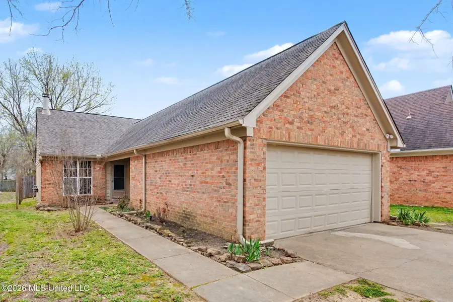 5364 W Payton Drive, Southaven, MS 38671 - #2