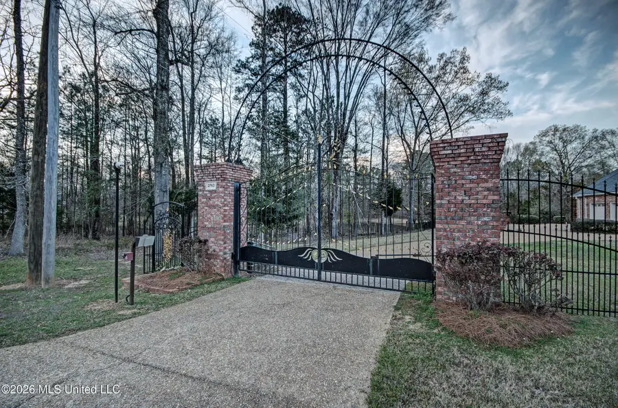 2743 Highway 80 East, Brandon, MS 39042 - #2