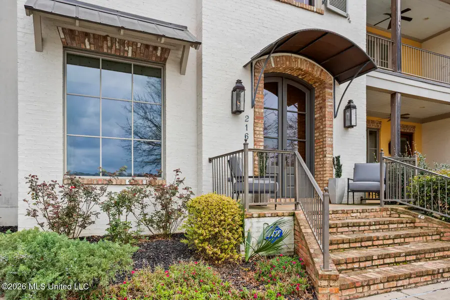 216 Eastpark Street, Ridgeland, MS 39157 - #2