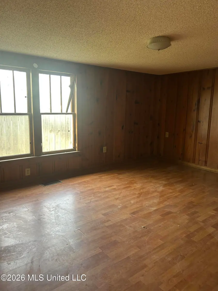 503 Hoboken Street, North Carrollton, MS 38947 - #3