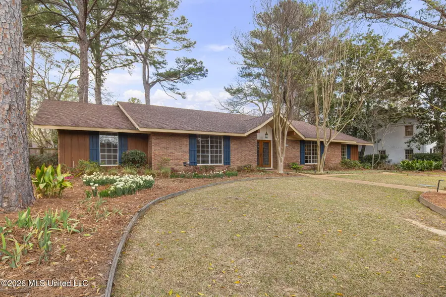 5420 Charter Oak Place, Jackson, MS 39211 - #2