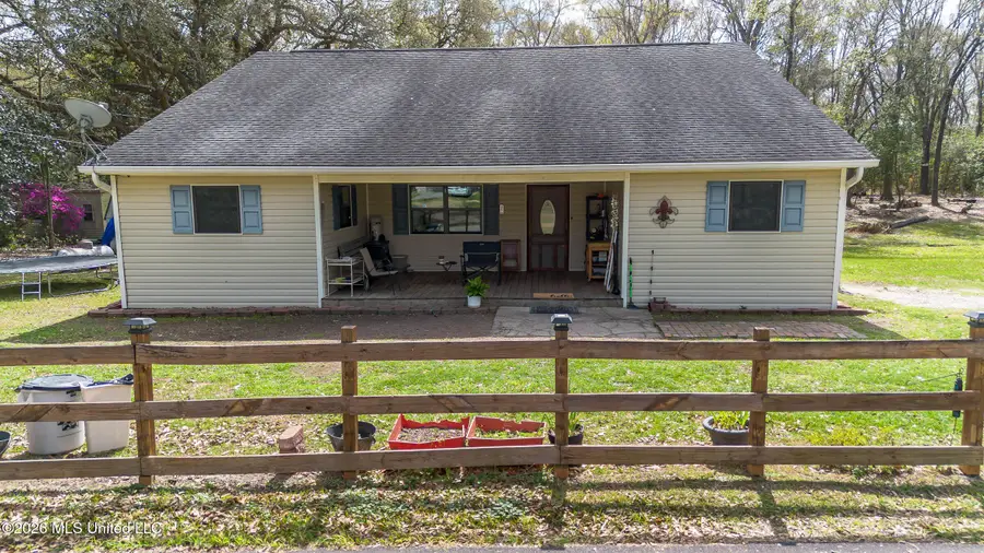 28 W M Stewart Road, Carriere, MS 39426 - #2
