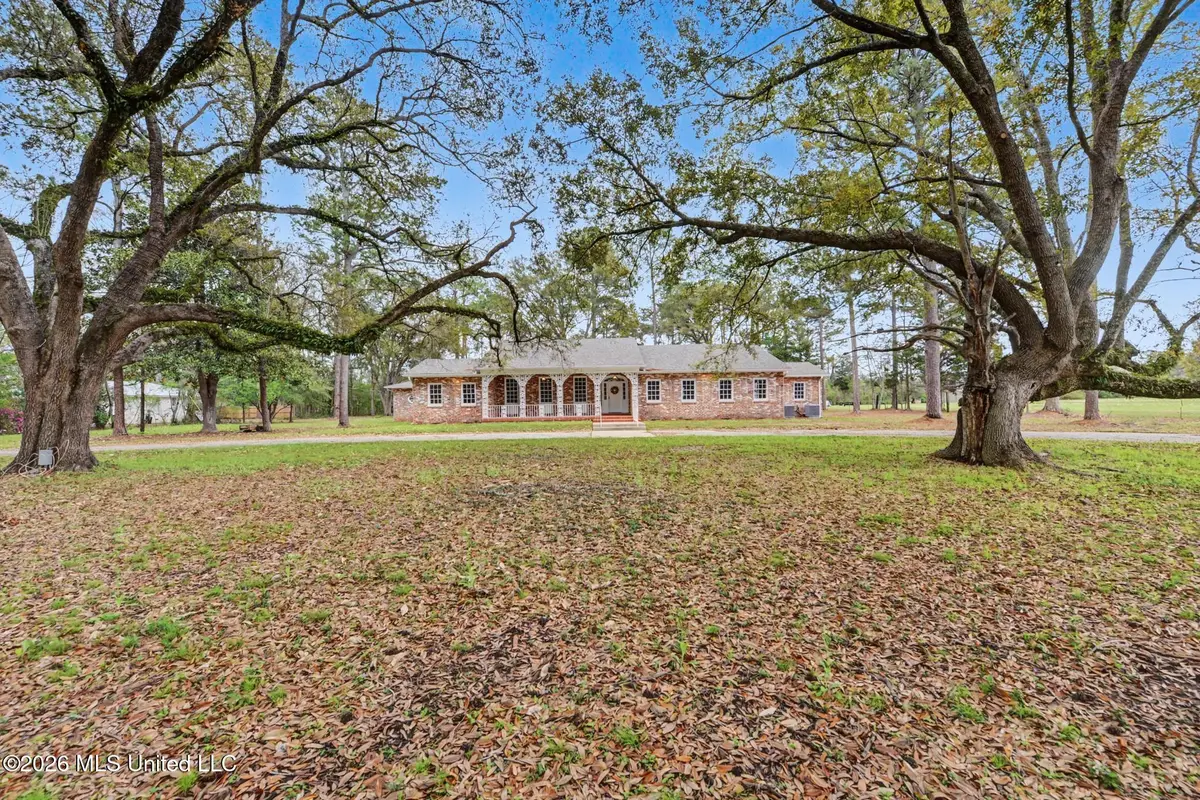 400 Manila Street, Lucedale, MS 39452 - #1