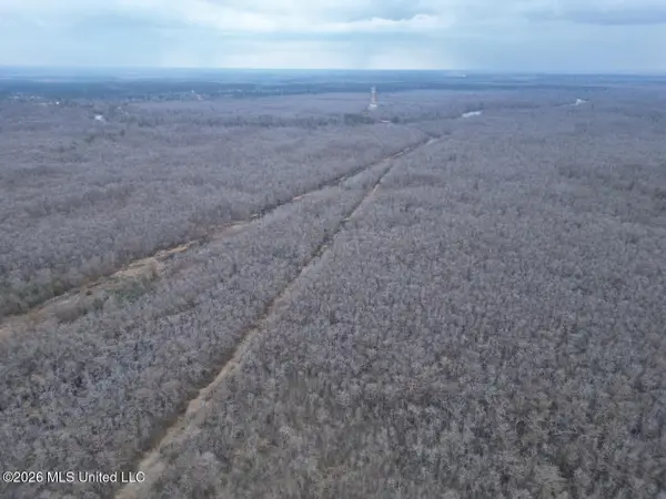 4272 Booth Road, Lake Charles, LA 70611