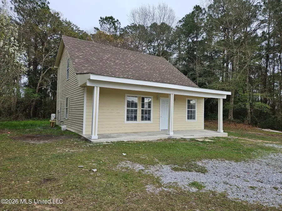 2512 Beachview Drive, Ocean Springs, MS 39564 - #2