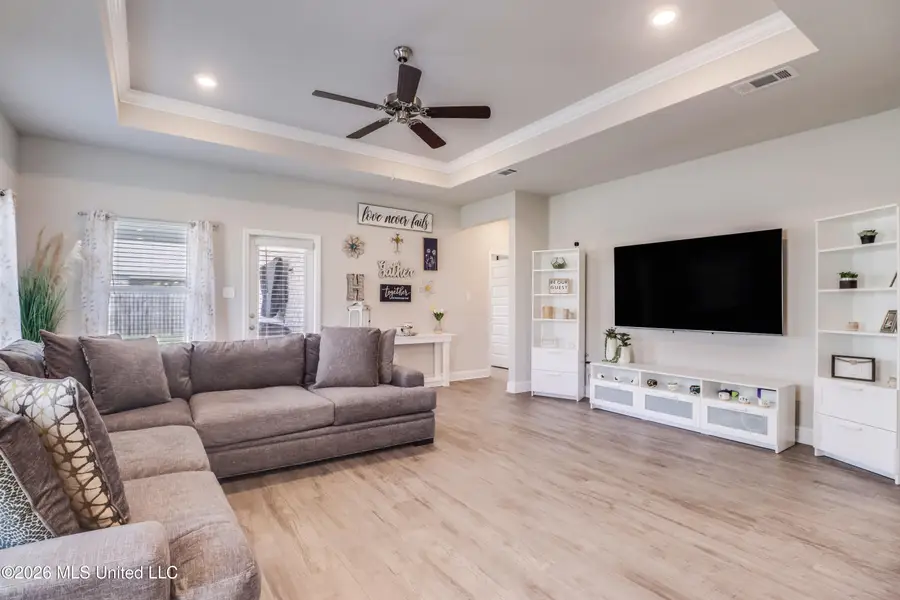 63 Saltmeadow Circle, Ocean Springs, MS 39564 - #2