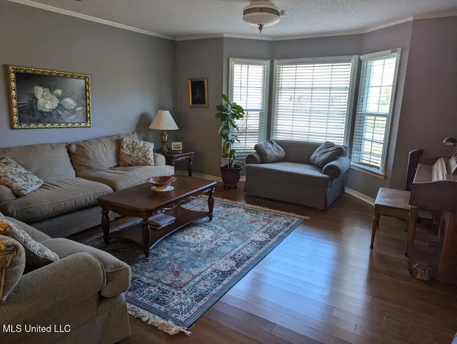 51 W Lake Lee Road, Greenville, MS 38701 - #2