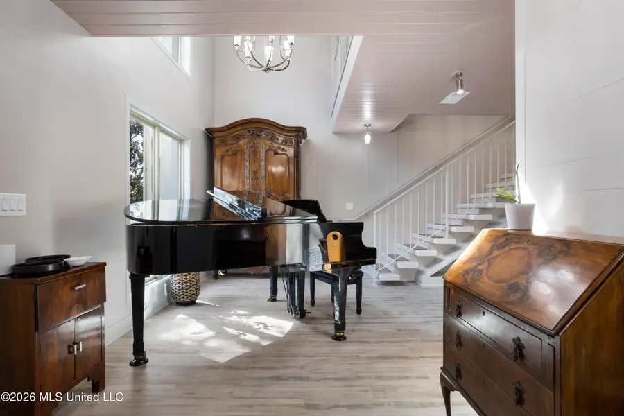 527 Front Beach Drive, Ocean Springs, MS 39564 - #3