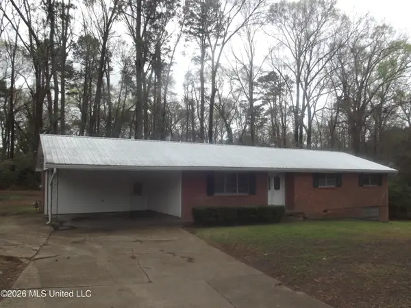 110 Cottage Drive, Natchez, MS 39120