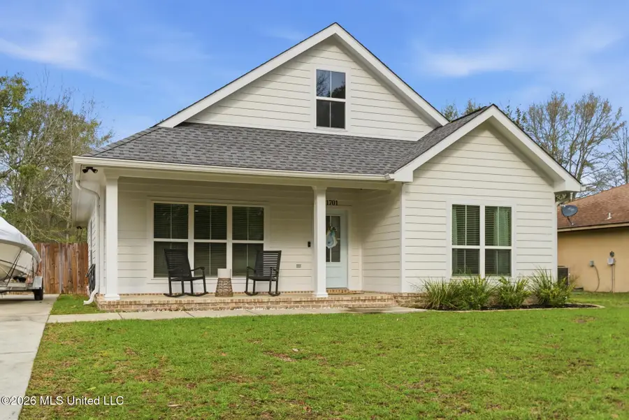 1701 S 2nd Street, Ocean Springs, MS 39564 - #2