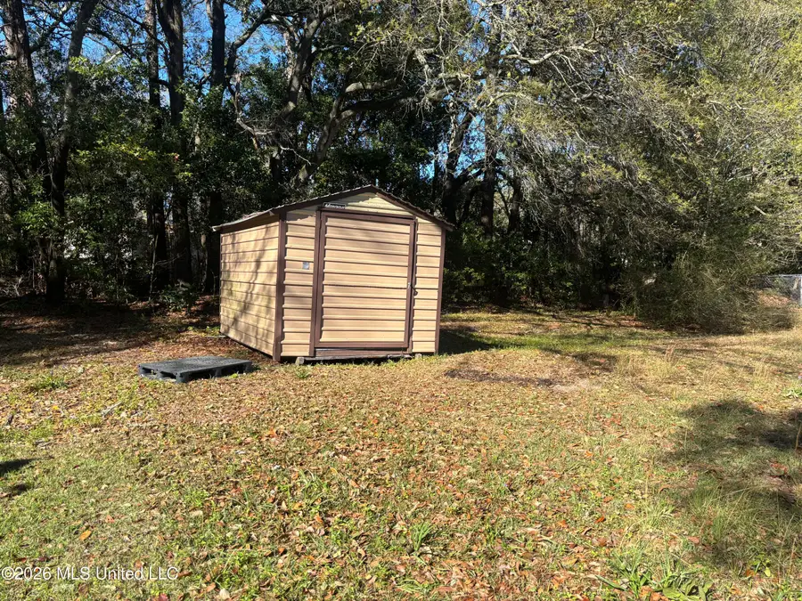 4219 Martha Court, Pascagoula, MS 39581 - #3