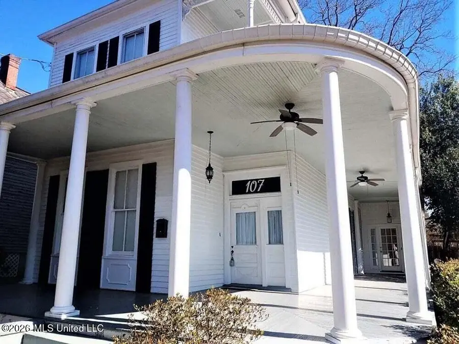 107 Arlington Avenue, Natchez, MS 39120 - #2