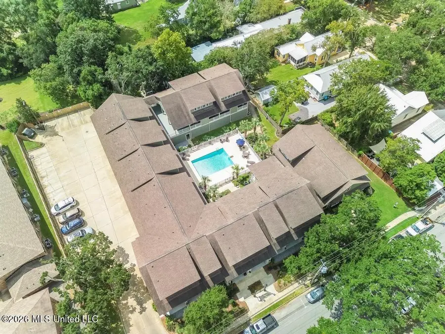 922 Porter Avenue, Ocean Springs, MS 39564 - #2