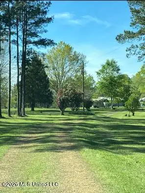 5702 Rollinson Road, Liberty, MS 39645