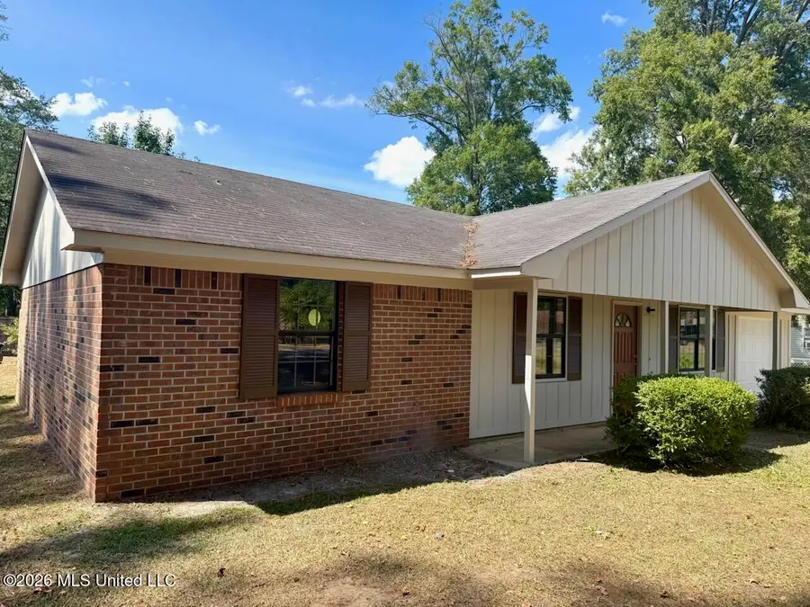 409 Lehmberg Road, Columbus, MS 39702 - #2