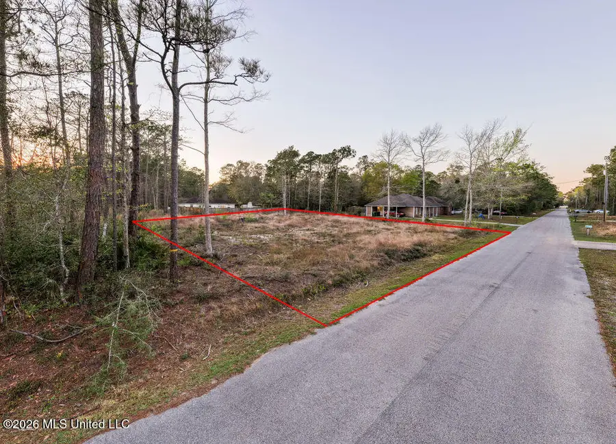 000 Dorothy Street, Ocean Springs, MS 39564 - #3