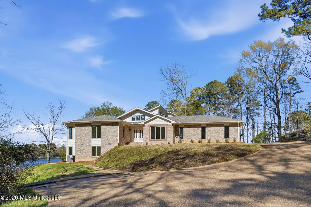 545 Pawnee Way, Madison, MS 39110 - #1