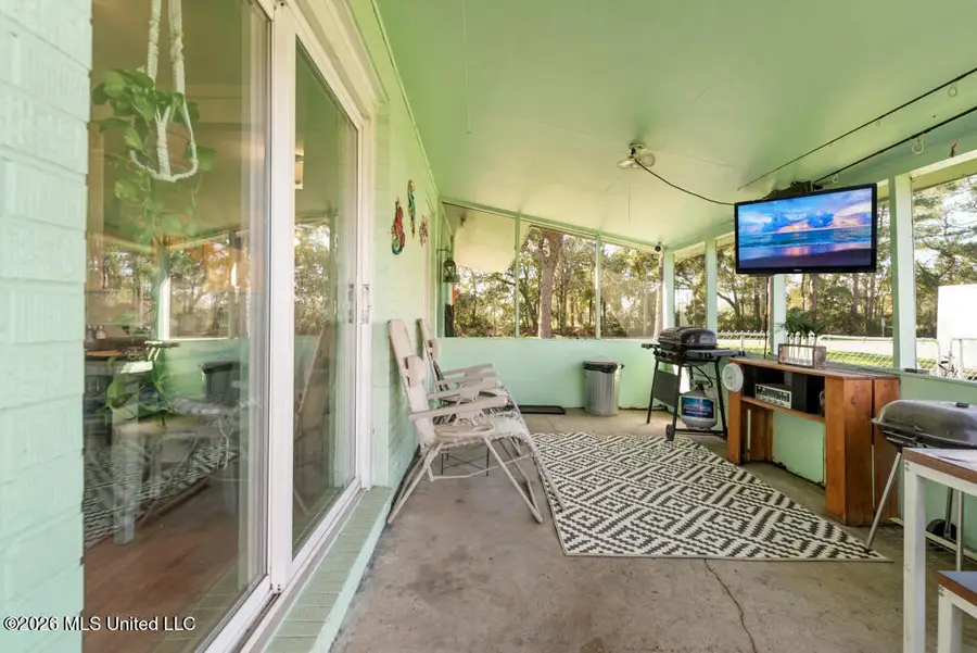 1903 Meadowbrook Street, Pascagoula, MS 39567 - #2