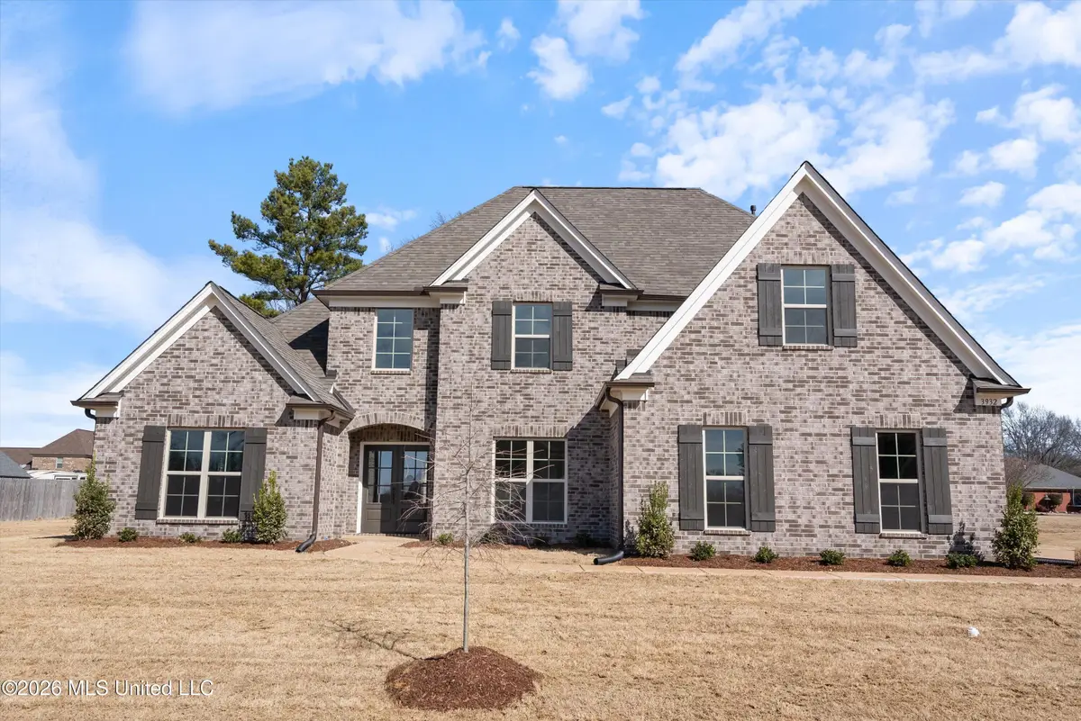 821 Hazelwood Drive, Lake Cormorant, MS 38641 - #1