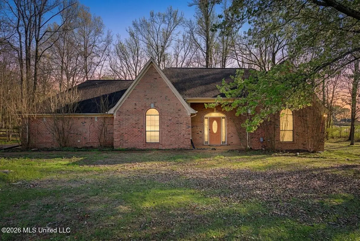 9035 Cedar Creek Drive, Olive Branch, MS 38654 - #1